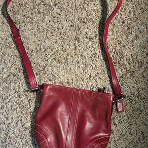 Elegant Red Coach Leather Shoulder Bag